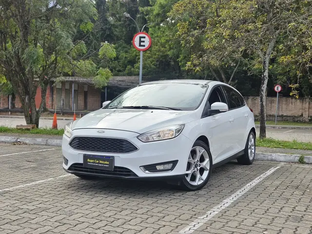 Carro Ford Focus Hatch 2018 SE 1.6 16V TiVCT