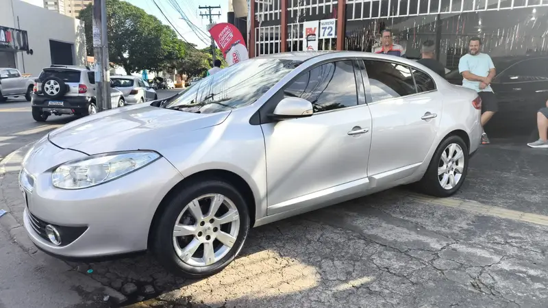 Renault Fluence 2.0 16V Privilege (Aut) (Flex)