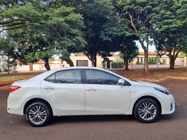 Carro Toyota Corolla 2016 2.0 XEi Multi-Drive S (Flex)