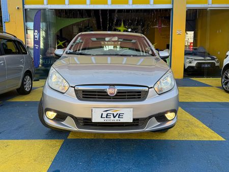 Grand Siena Essence 1.6 16V (Flex)