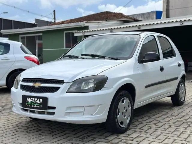 Carro Chevrolet Celta 2013 LS 1.0 (Flex) 4p