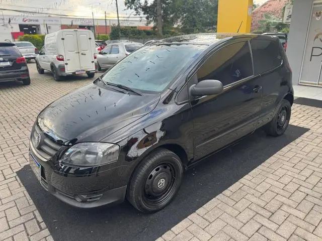 Carro Volkswagen Fox 2010 1.0 8V (Flex) 2p