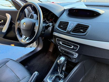 Fluence 2.0 16V Dynamique X-Tronic (Aut) (Flex)