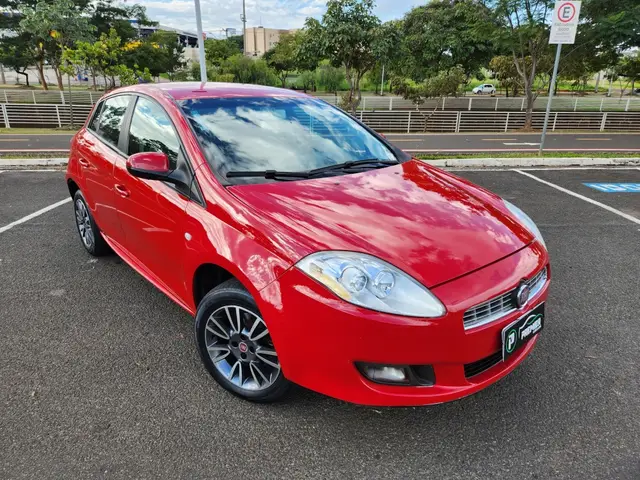 Carro Fiat Bravo 2012 Essence 1.8 16V (Flex)
