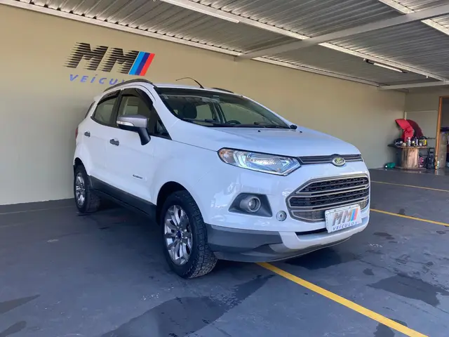 Carro Ford EcoSport 2015 Ecosport Freestyle 1.6 16V (Flex)