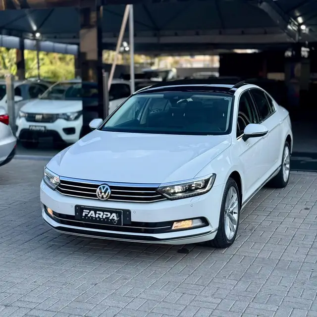 Carro Volkswagen Passat 2018 Highline 2.0 TSI DSG