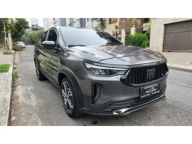 Carro Fiat Fastback 2025 Impetus