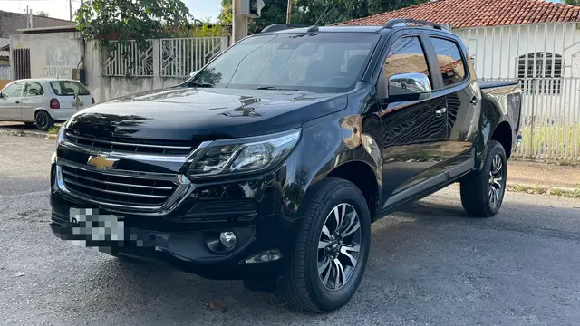 Carro Chevrolet S10 Cabine Dupla 2017 S10 2.5 ECOTEC SIDI LTZ 4WD (Cabine Dupla)
