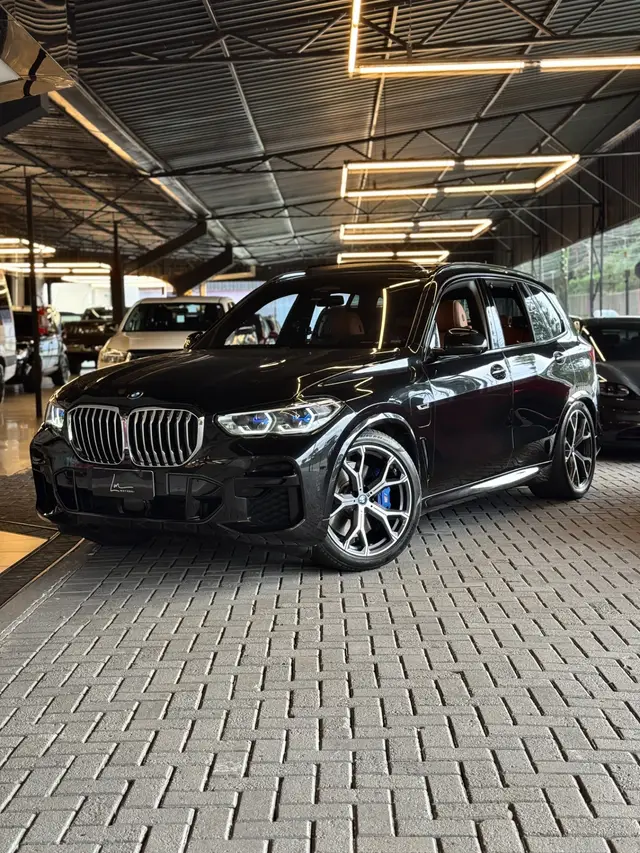 Carro BMW X5 2023 xDrive45e M Sport 3.0 Turbo (Aut.) (Híb.)