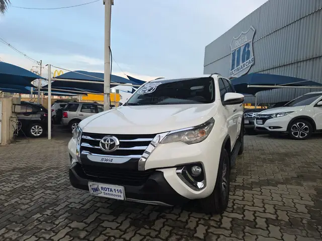 Carro Toyota SW4 2020 2.7 SRV 7L 4x2 (Aut) (Flex)