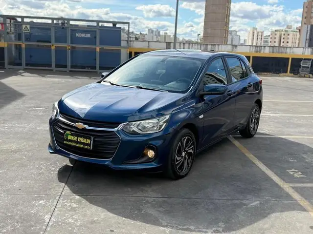 Carro Chevrolet Onix 2024 LT 1.0
