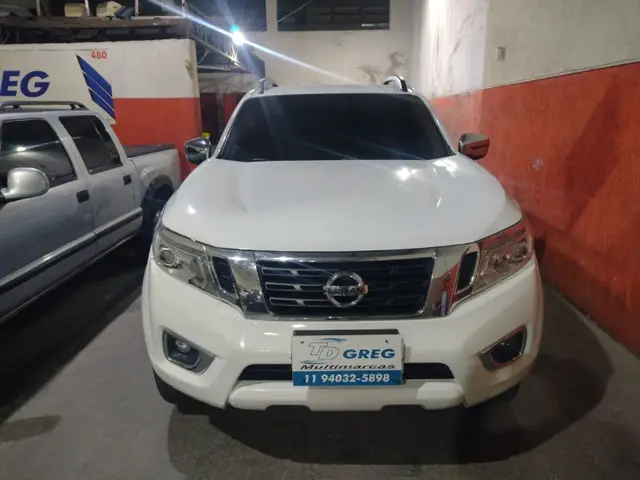Carro Nissan Frontier 2018 2.3 TD CD LE 4x4 (Aut)