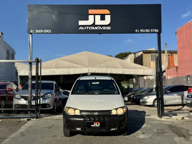 Carro Fiat Strada 2011 Fire 1.4 (Flex)