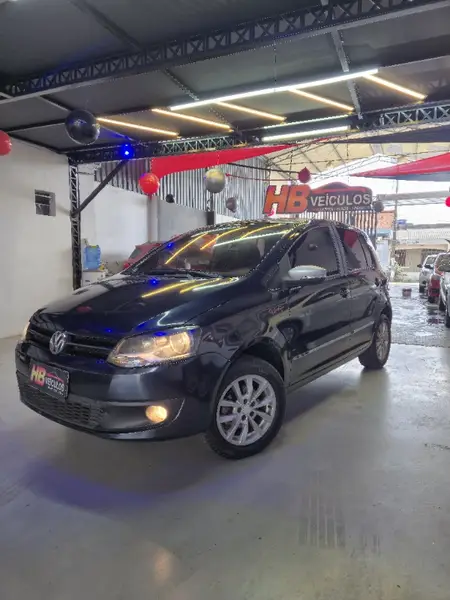 Carro Volkswagen Fox 2014 1.6 VHT Rock in Rio (Flex)