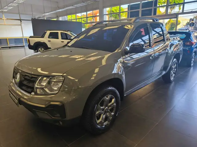 Carro Renault Oroch 2024 Intense 1.6 (Flex)