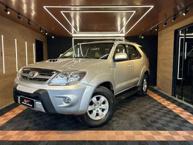 Carro Toyota Hilux SW4 2006 SRV 4x4 3.0 Turbo