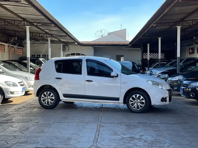 Carro Renault Sandero 2012 Expression 1.6 8V (flex)