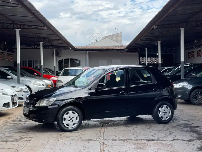 Chevrolet LT 1.0 (Flex)