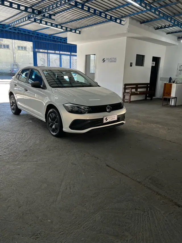 Carro Volkswagen Polo 2024 Track 1.0 Flex 12V 5p