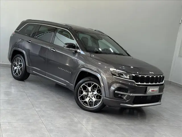 Carro Jeep Commander 2023 Overland 1.3 T270