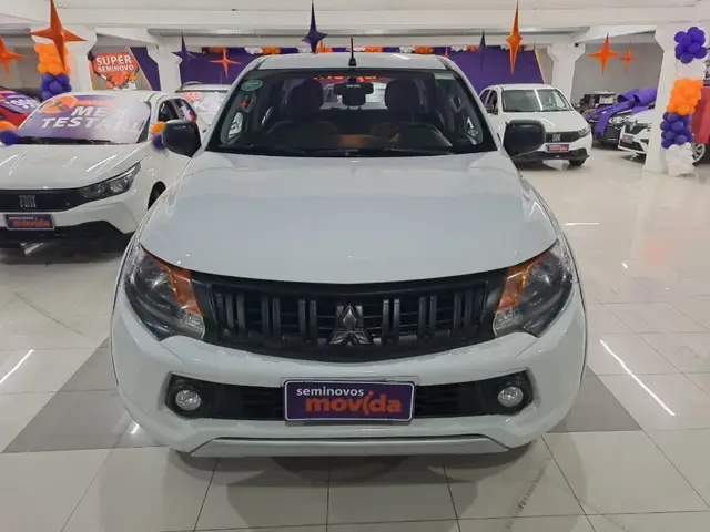 Carro Mitsubishi L200 2023 Triton GL 2.4