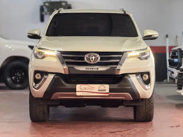 Carro Toyota SW4 2016 4.0 VVT-I SRX 7L 4x4