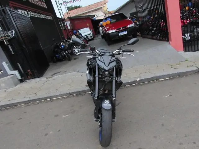 Moto Yamaha MT-03 2025 ABS