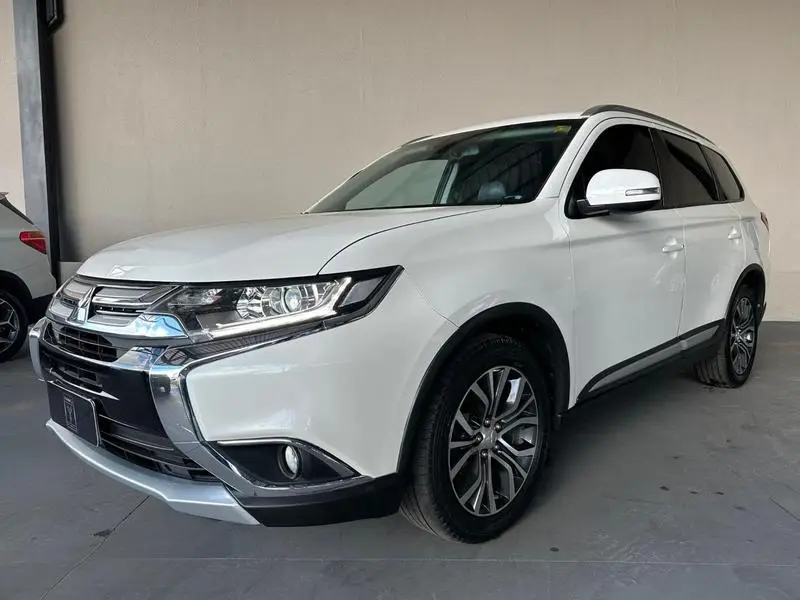 Mitsubishi Comfort 2.0 16V (Aut)