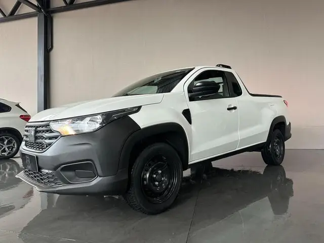 Carro Fiat Strada 2023 Endurance 1.4 Cabine Plus (Flex)
