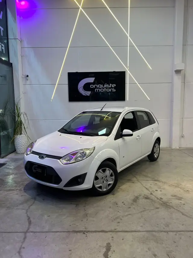 Carro Ford Fiesta Hatch 2013 SE Rocam 1.6 (Flex)