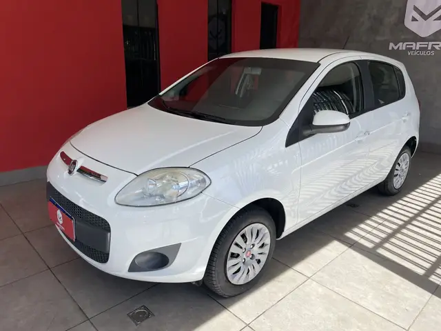 Carro Fiat Palio 2017 Attractive 1.0 Evo (Flex)