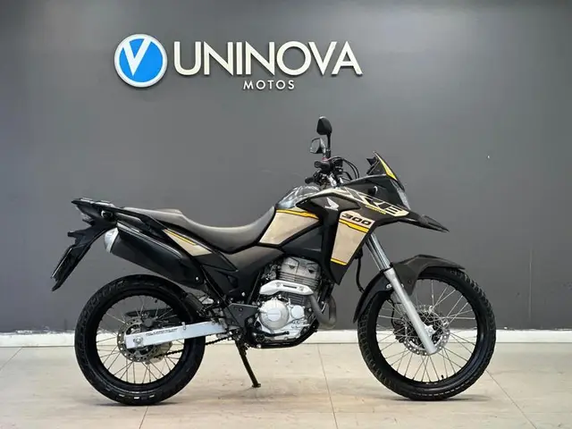 Carro Honda XRE 300 2023 Adventure