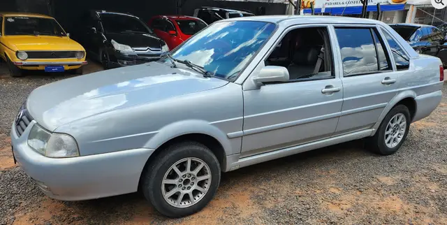 Carro Volkswagen Santana 2005 Comfortline 1.8 MI (álcool)