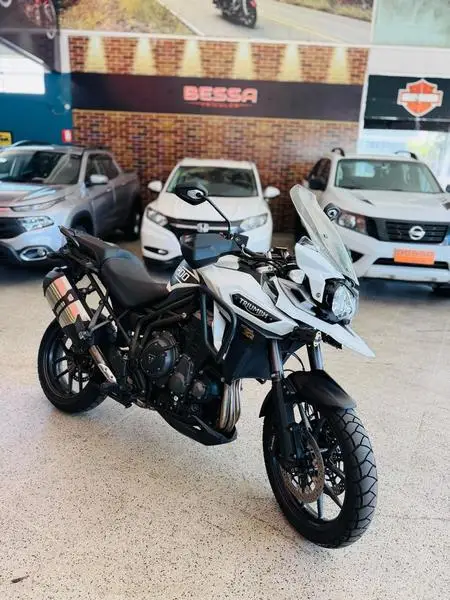Carro Triumph Tiger 1200 2017 1200 Explorer Xca (ABS)