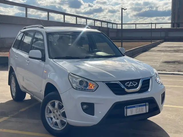 Carro CAOA Chery Tiggo 2015 2.0 16V (Aut)