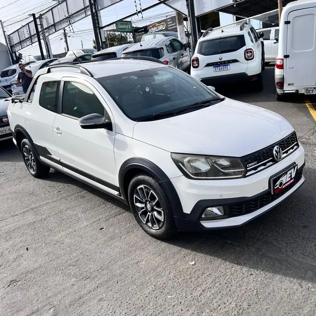Carro Volkswagen Saveiro 2017 Cross 1.6 16v MSI CD (Flex)
