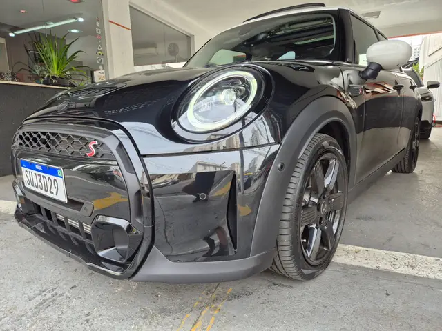 Carro MINI Cooper 2024 S 2.0 Turbo 16V 5p Aut.