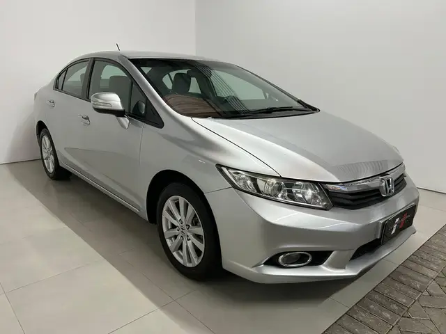 Carro Honda Civic 2014 New  LXR 2.0 i-VTEC (Aut) (Flex)