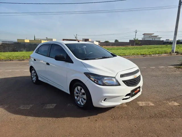 Carro Chevrolet Onix 2019 1.0 Joy SPE/4