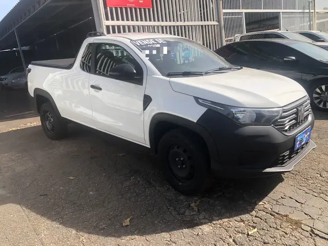 Carro Fiat Strada 2023 Endurance 1.4 Cabine Plus (Flex)