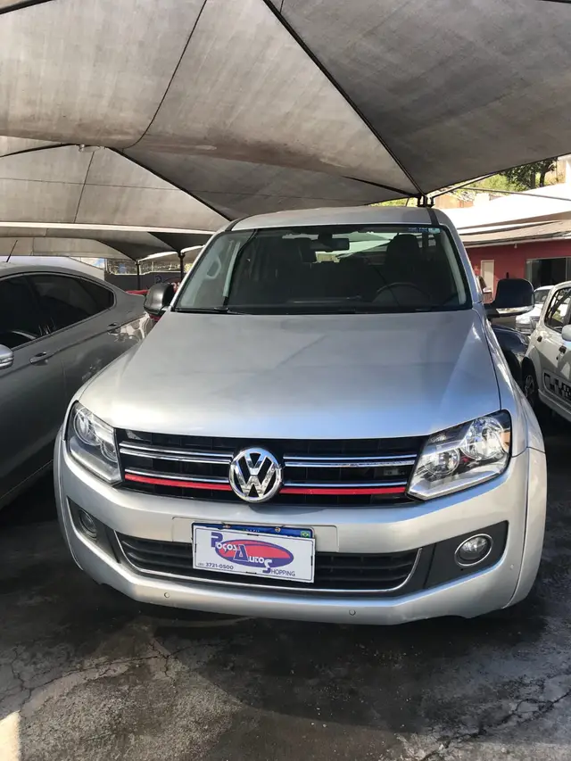 Carro Volkswagen Amarok 2015 2.0 CD 4x4 TDi Highline (Aut)