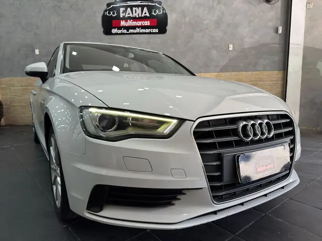Carro Audi A3 2015 1.4 TFSI Attraction S Tronic