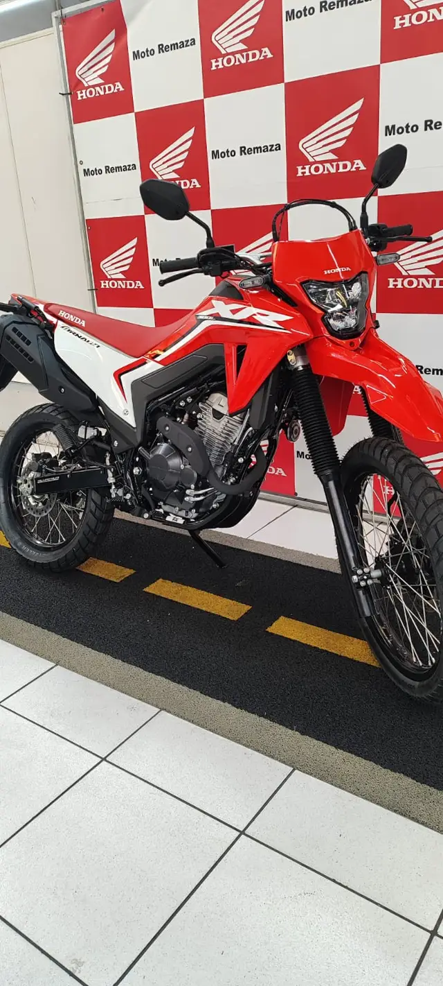 Moto Honda XR 300L 2025 Tornado