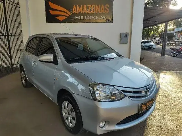 Carro Toyota Etios 2015 X 1.3 (Flex)