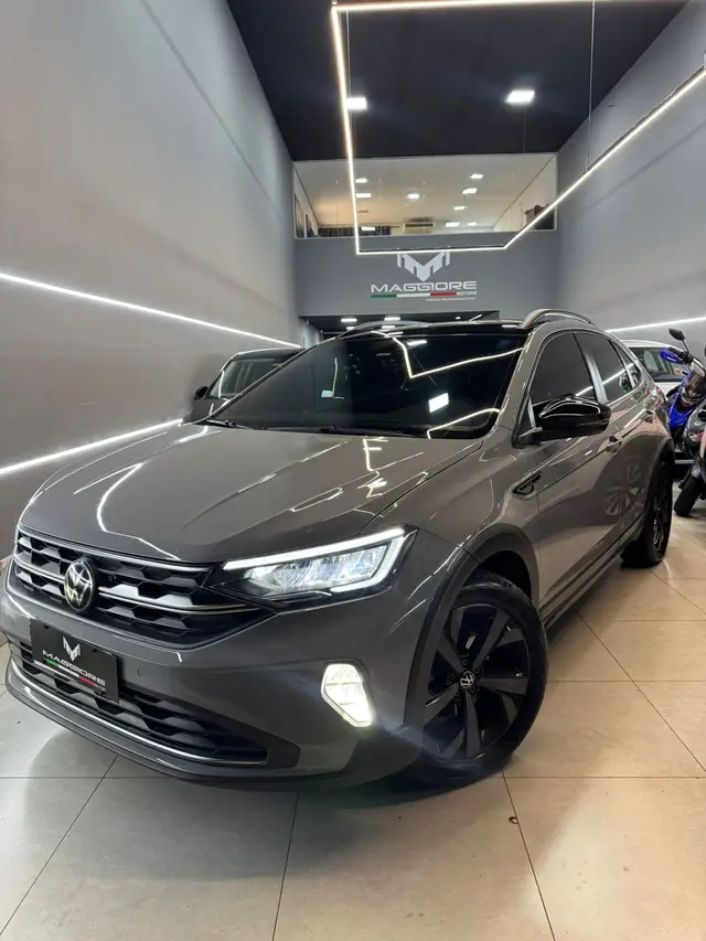 Carro Volkswagen Nivus 2024 Highline 200 TSI