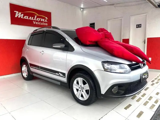Carro Volkswagen CrossFox 2012 1.6 VHT (Flex)