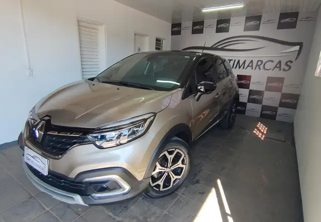 Carro Renault Captur 2022 Iconic 1.3 Turbo CVT