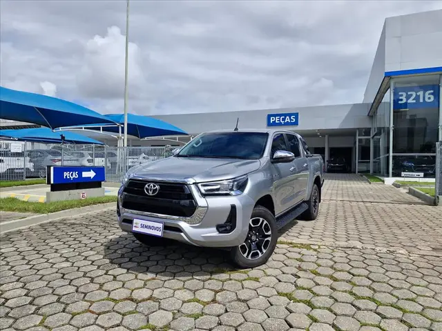 Carro Toyota Hilux Cabine Dupla 2024 SRV 4x4 2.8 Diesel