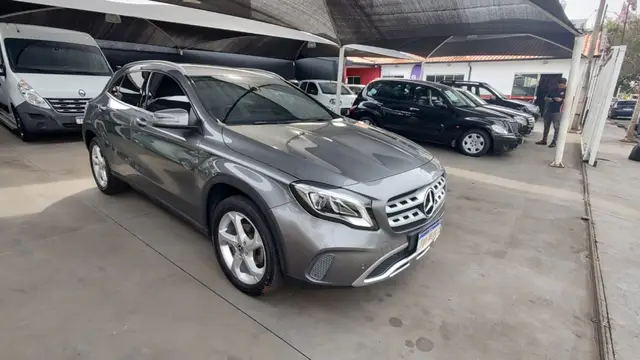 Carro Mercedes-Benz GLA 200 2018 1.6 CGI FLEX ADVANCE 7G-DCT