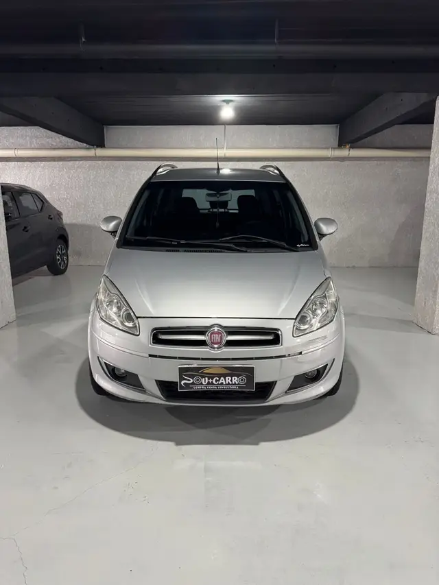 Carro Fiat Idea 2014 Attractive 1.4 8V (Flex)